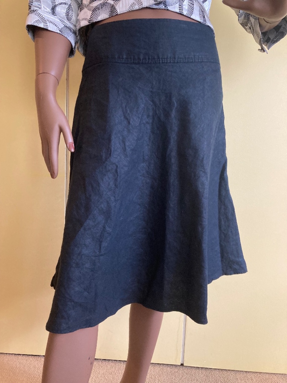 Black Linen Merona Skirt, Size M